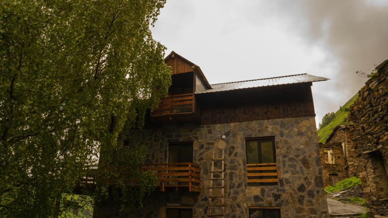 Gaul Gavkhe Hotel Ushguli Bagian luar foto